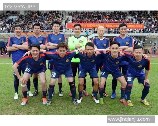 香港足球明星风采全景展现与成就回顾图集 香港足球明星风采全景展现与成就回顾图集