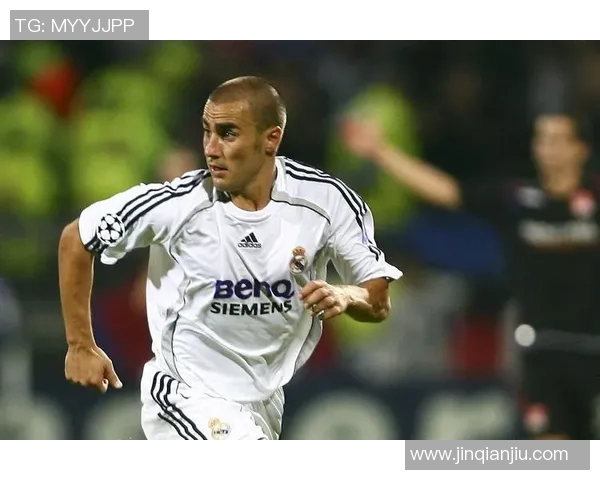 全球足球巨星风采展现各国传奇球员的巅峰时刻与辉煌成就 全球足球巨星风采展现各国传奇球员的巅峰时刻与辉煌成就