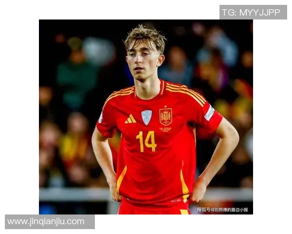 德国长头发足球明星的传奇故事与辉煌成就揭秘 德国长头发足球明星的传奇故事与辉煌成就揭秘