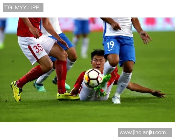 中日德兰对阵恒大激战在即球迷期待精彩对决与精彩进球